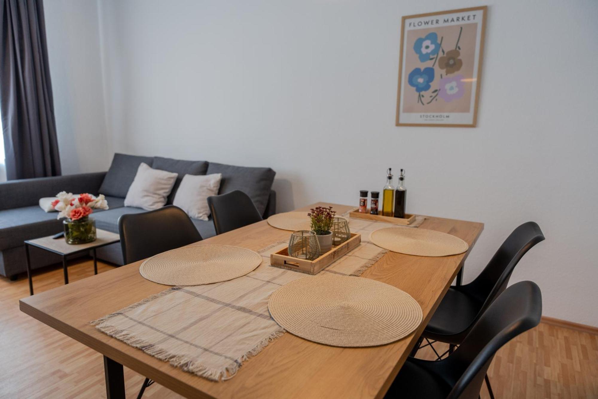 Stadtkern - Kingsize - 24H Check In - Arbeitsplatz - Nespresso - Vollausgestattet エッセン エクステリア 写真